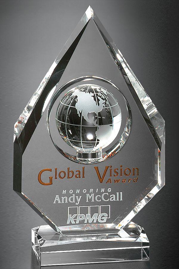 Kristall Statuette -  GLA1949