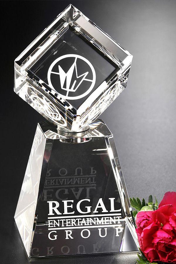 Kristall Statuette -  GLA2022