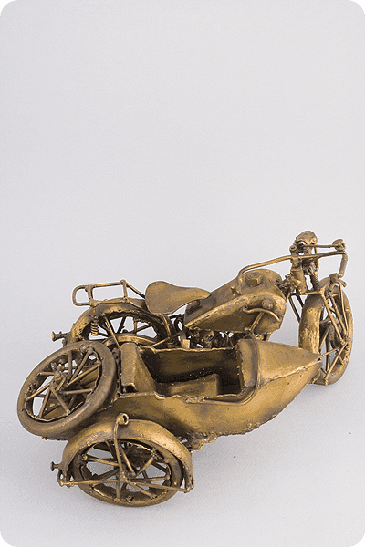 Metall Statuette -  MET076